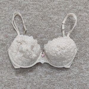 Lace Underwire Push-Up Bra - Cream